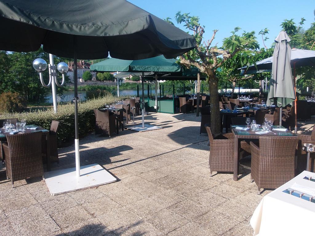 Hotel Restaurant Le Rive Gauche Joigny Esterno foto