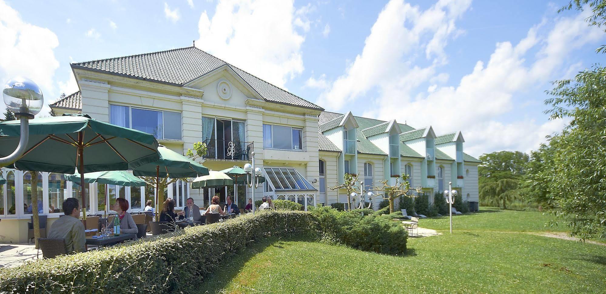 Hotel Restaurant Le Rive Gauche Joigny Esterno foto